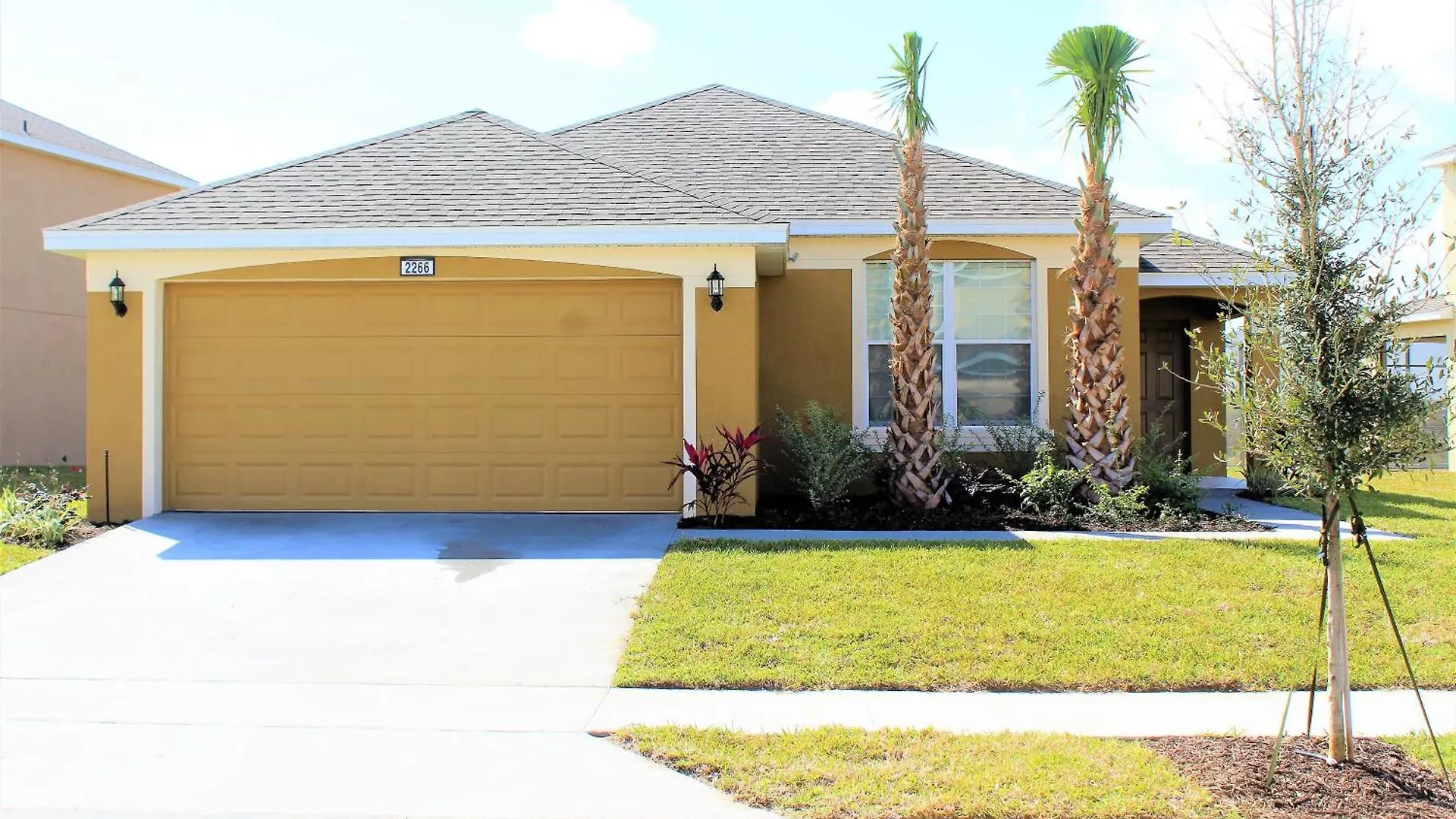 Holiday home Ideal For Families & Couples - Lake View - South Facing Pool & Spa - Game Room - Providence Golf Community - Access To Resort Amenities Davenport