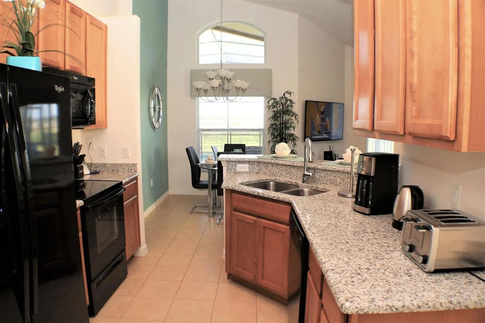 Ideal For Families & Couples - Lake View - South Facing Pool & Spa - Game Room - Providence Golf Community - Access To Resort Amenities Davenport 0*,  United States