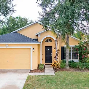  Holiday home 5 Bedroom, 7 Bed , 3 Bathroom Midterm With Pool And Game Room, Near